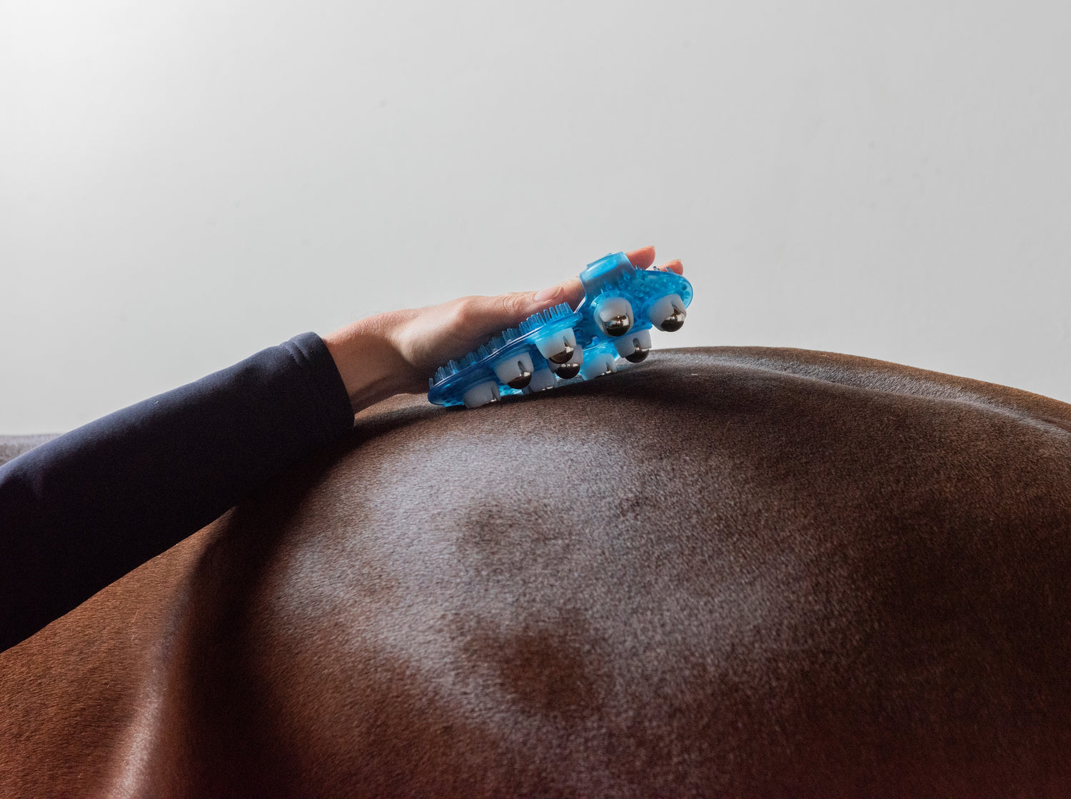 The Massage Mitt